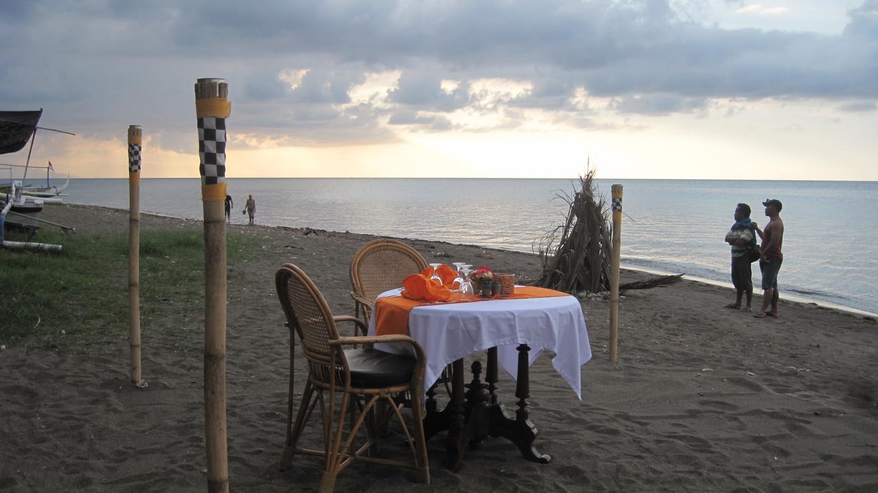 New Adirama Beach Hotel Lovina Eksteriør bilde